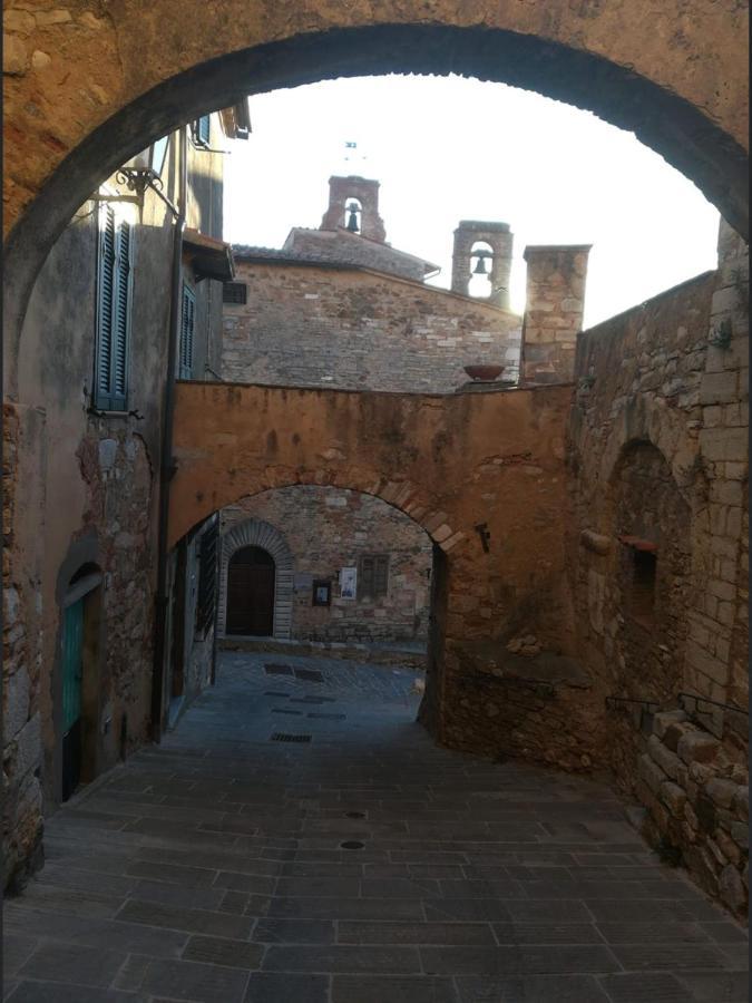 La Casa Di Zoe Campiglia Marittima Exterior foto