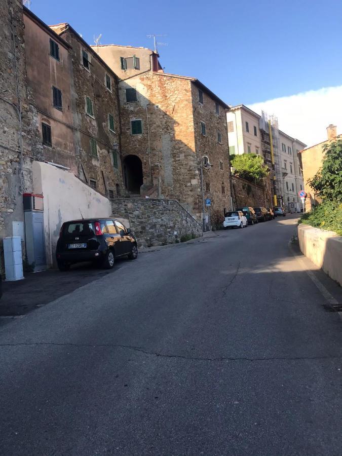 La Casa Di Zoe Campiglia Marittima Exterior foto